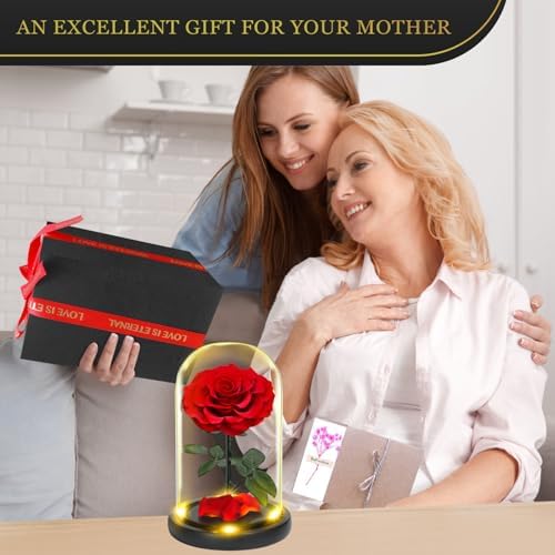 Preserved rose gift detail