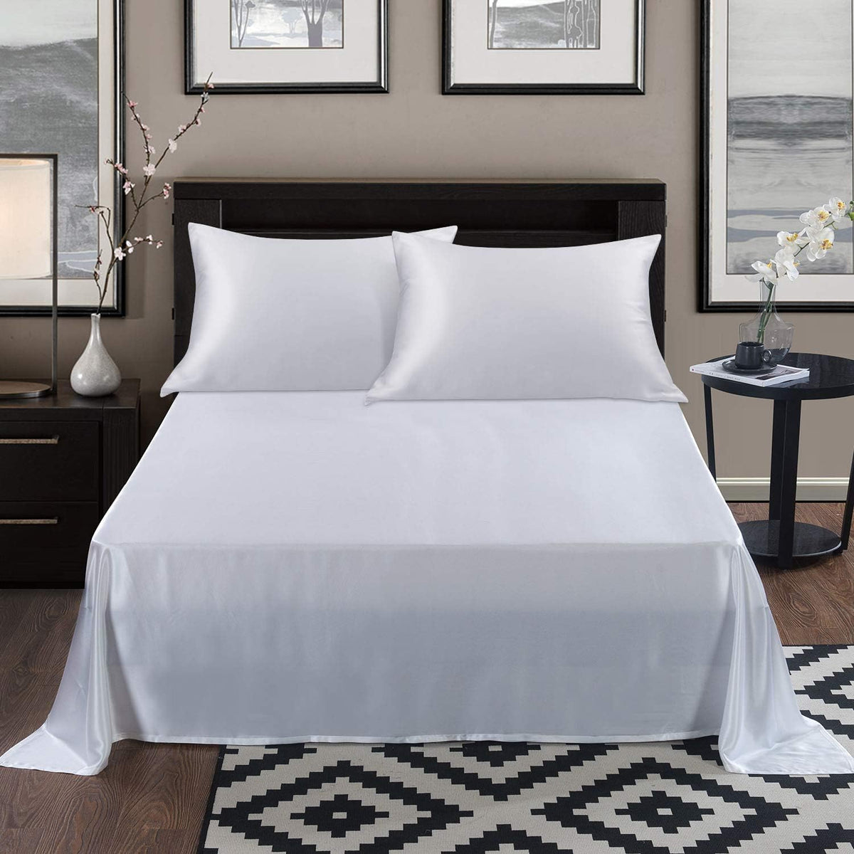 Alaska Bear Silk Pillowcase for Hair and Skin