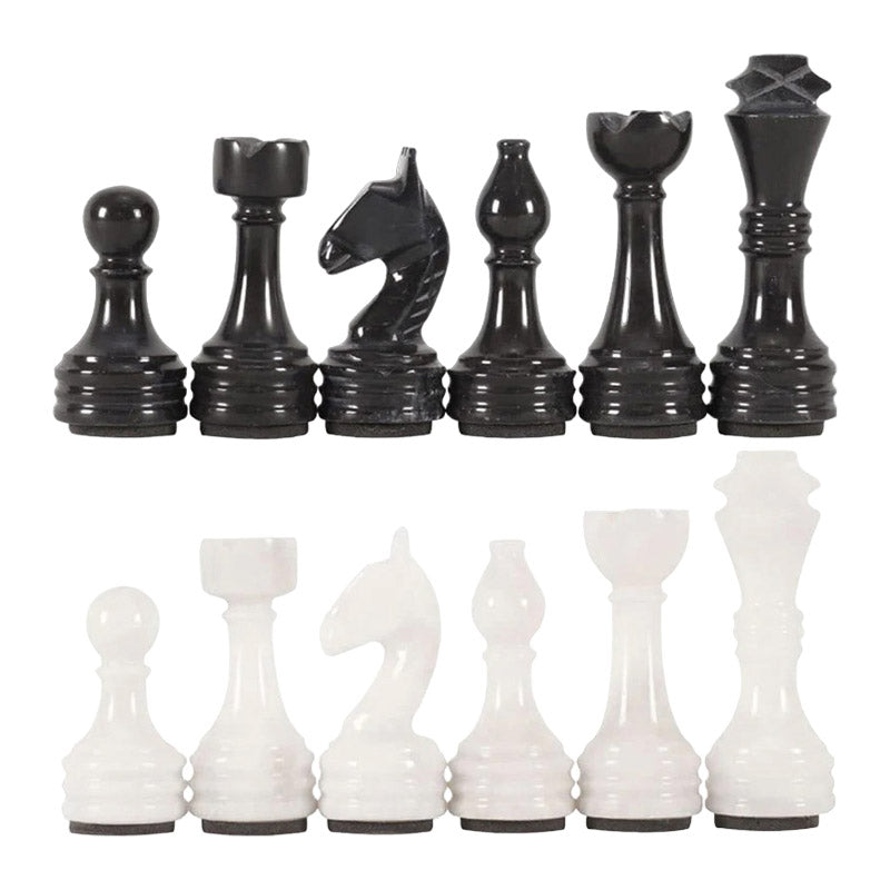 Chess Figures – Black & White