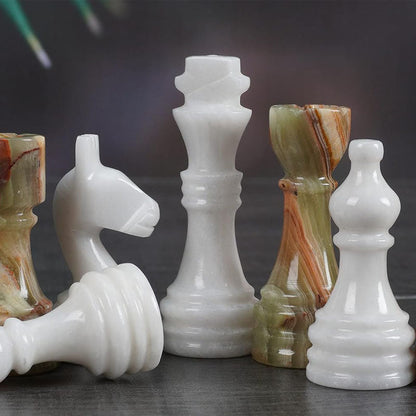 Chess Figures – White & Green