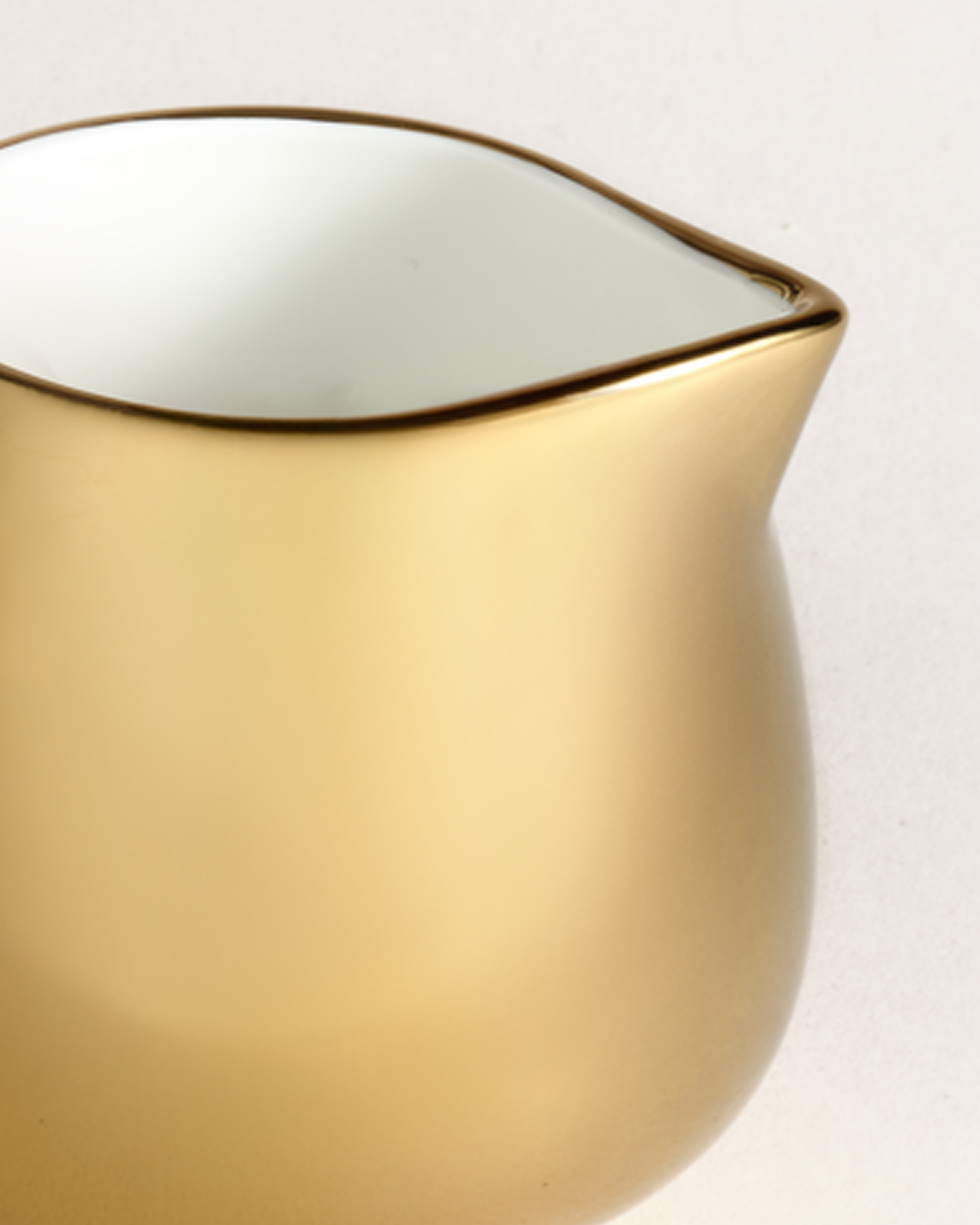 T2 Gold Electro Milk Jug — Gifts Hub Australia (image 3)