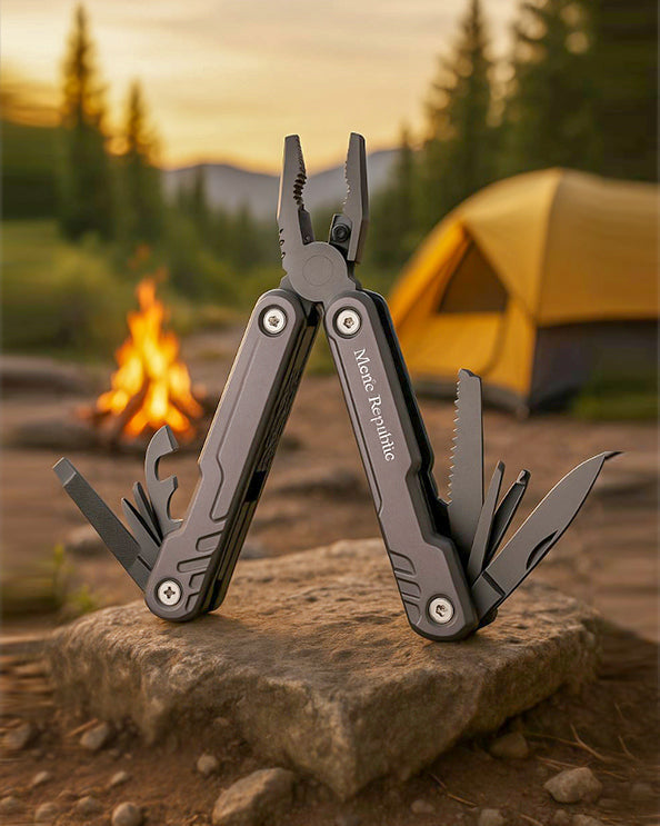 Men's Republic Multifunction Pliers and Key Chain 1