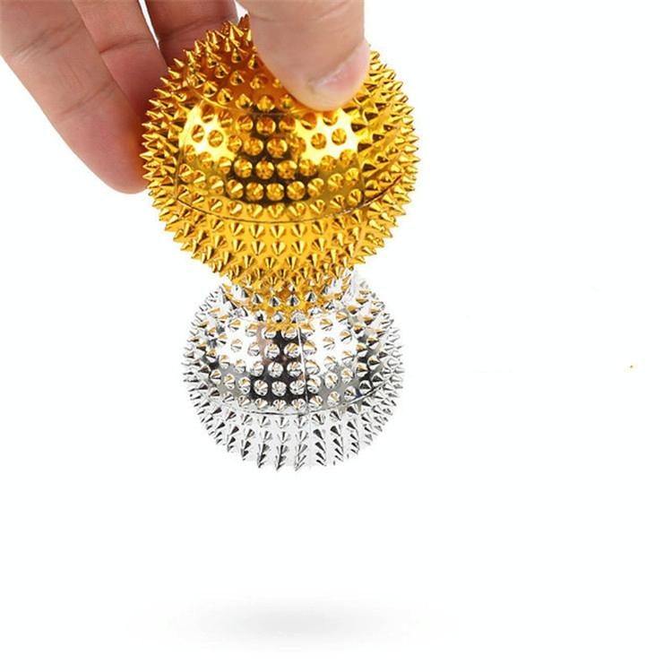 5.6Cm Magnetic Massage Ball For Muscle Relaxation - Silver