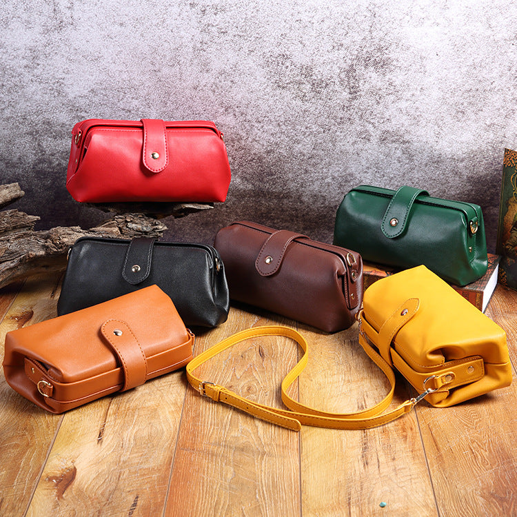 Dark Green Chic Vintage Inspired PU Leather Crossbody Bag - Small Frame Doctor Style Purse with Adjustable Strap
