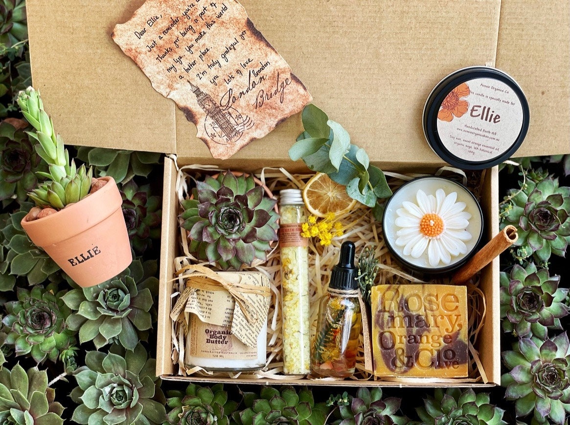 bridesmaid proposal succulent Personalized bridesmaid proposal gift box with live succulent – Gifts Hub Australia