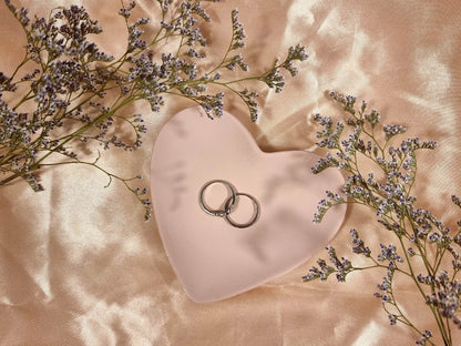 Organic Spa Gift Box for Her: Soy Candle, Soap, & Floral Mist