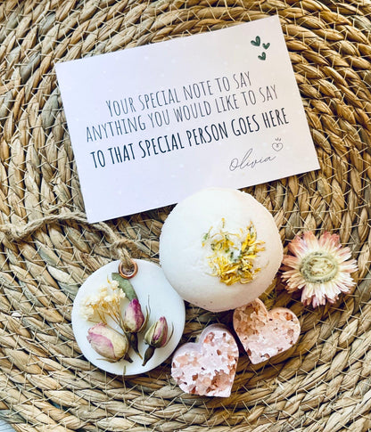 Beautiful Self-care Box For woman, Women's Pamper Box, Natural Spa Box, Special Gift for her,  Bath Gift, Unique Gift Ideas, Handmade Gift