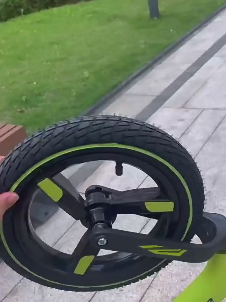 ZoomGlide balance bike video