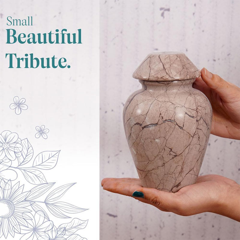 Traditional Urn - 15cm