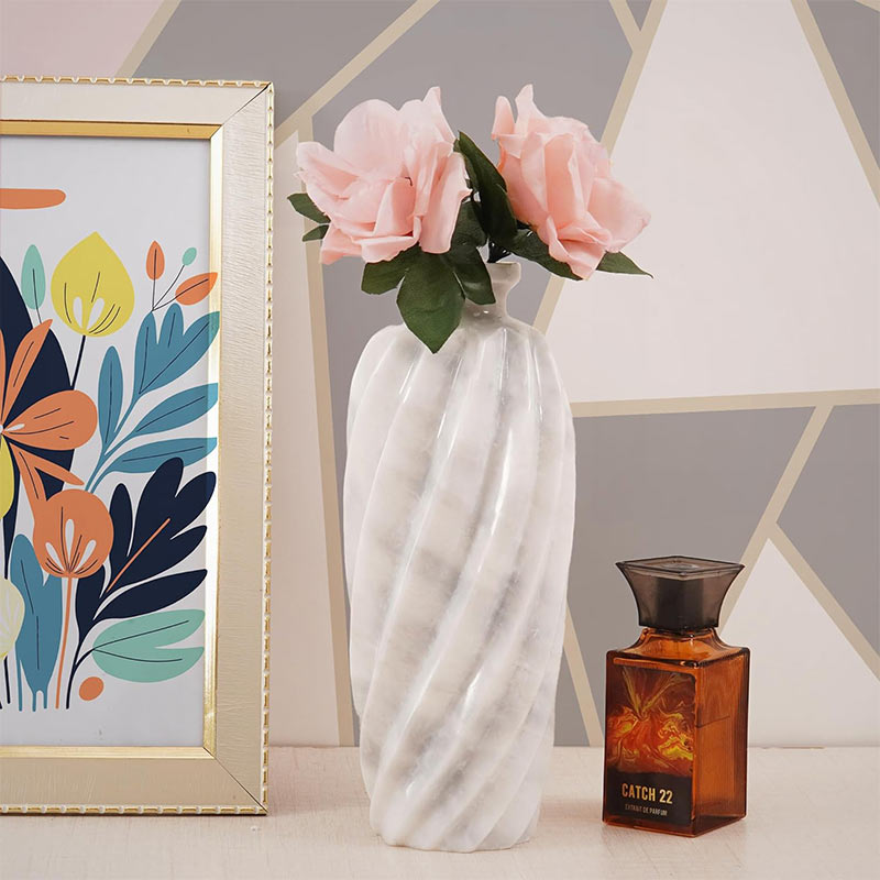 Marble Lined Accent Vase - 25cm